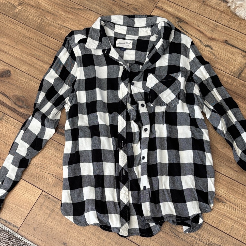 Women’s Checkered Flannel